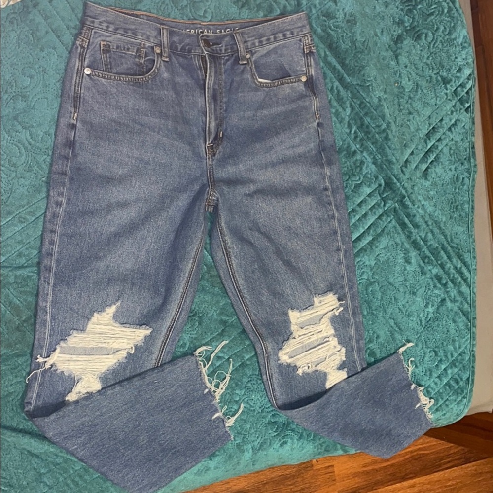American eagle mom jean